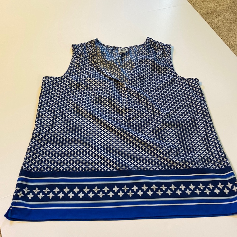 Ladies Ann Klein top